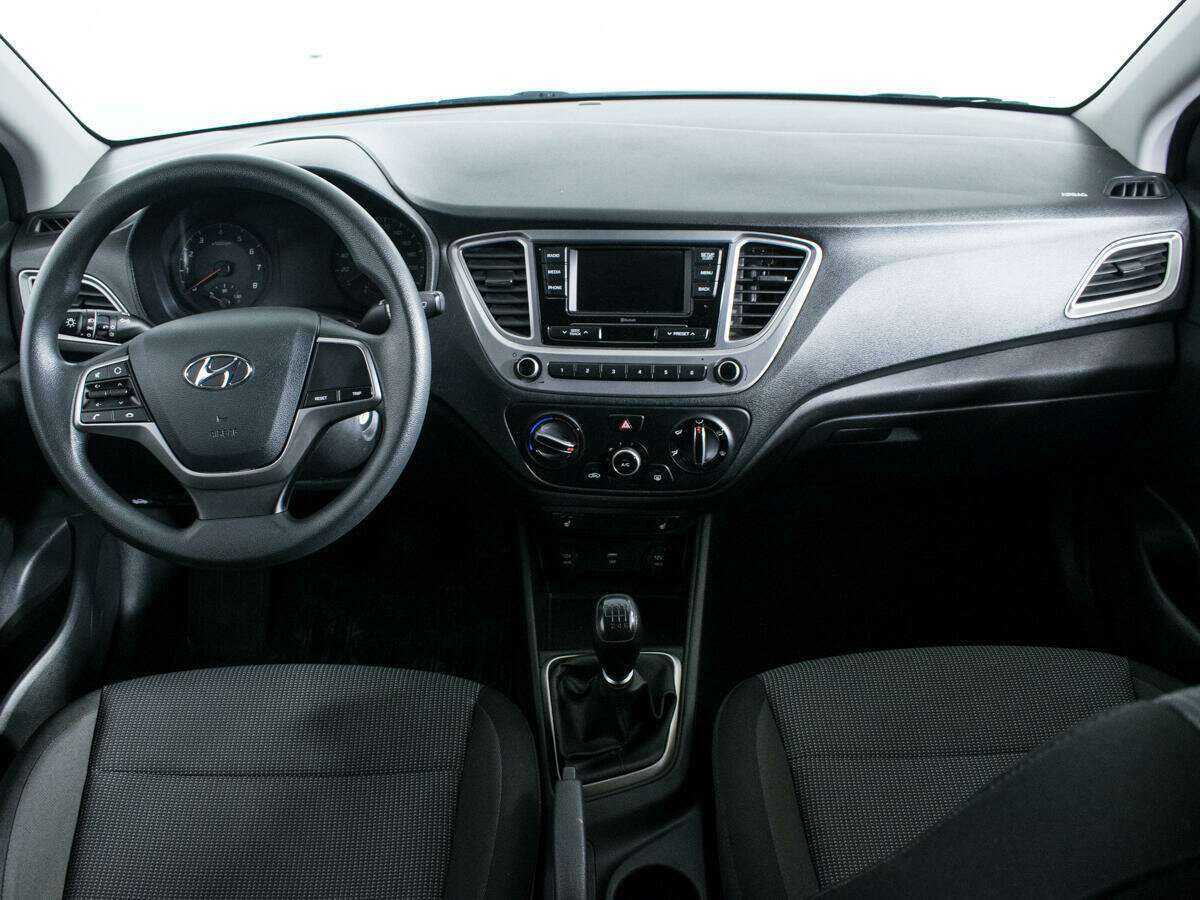 Купить Hyundai Solaris, 2021, 66 811 км, фото №12