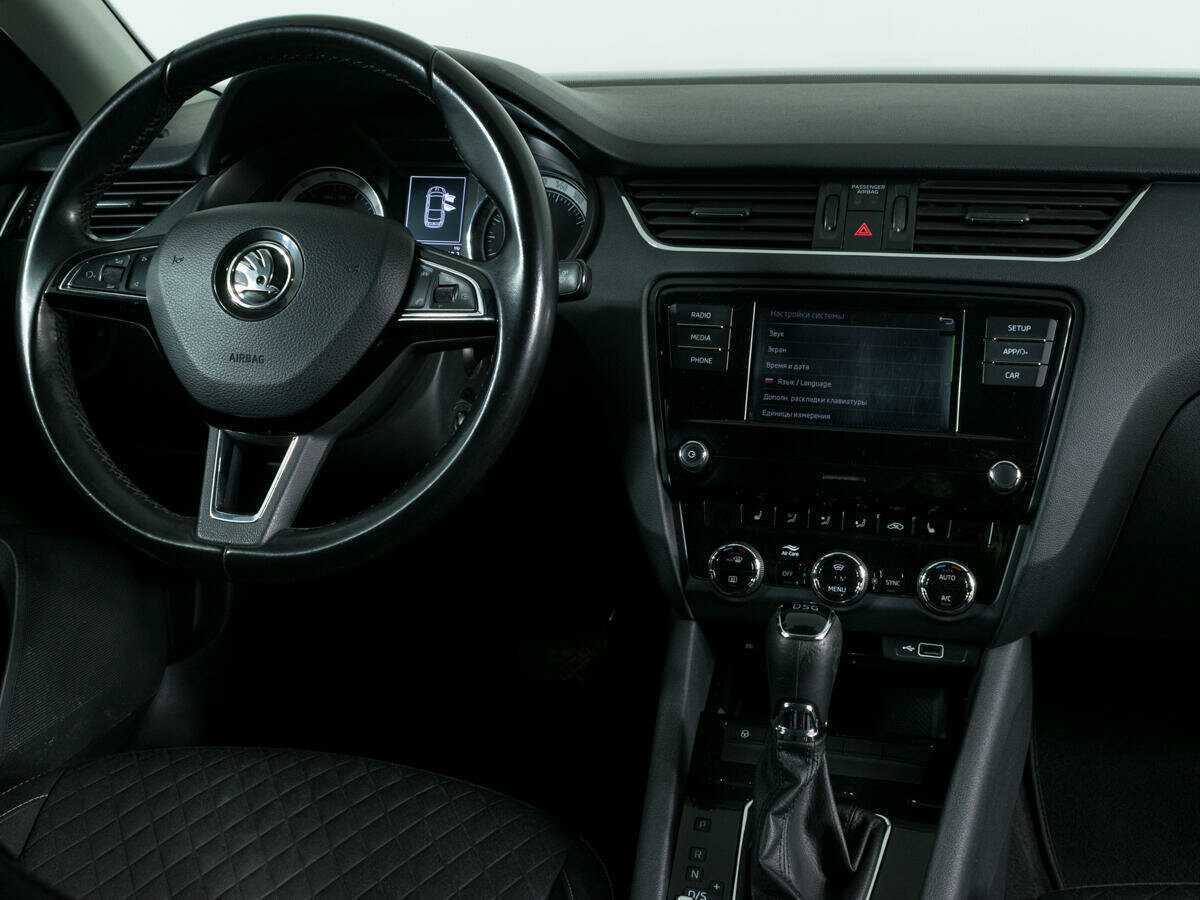 Купить Skoda Octavia, 2017, 130 000 км, фото №8