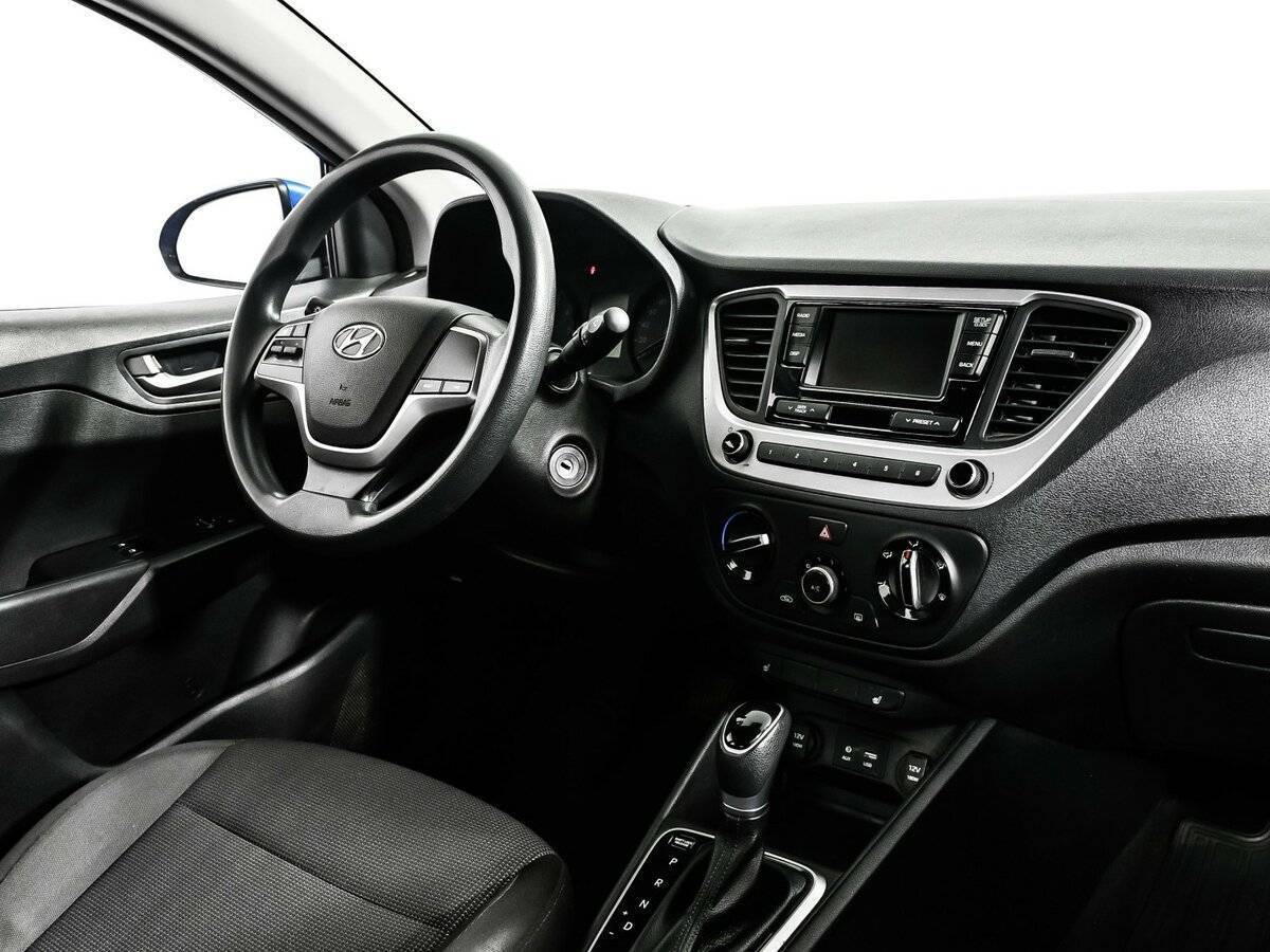 Купить Hyundai Solaris, 2017, 161 282 км, фото №9