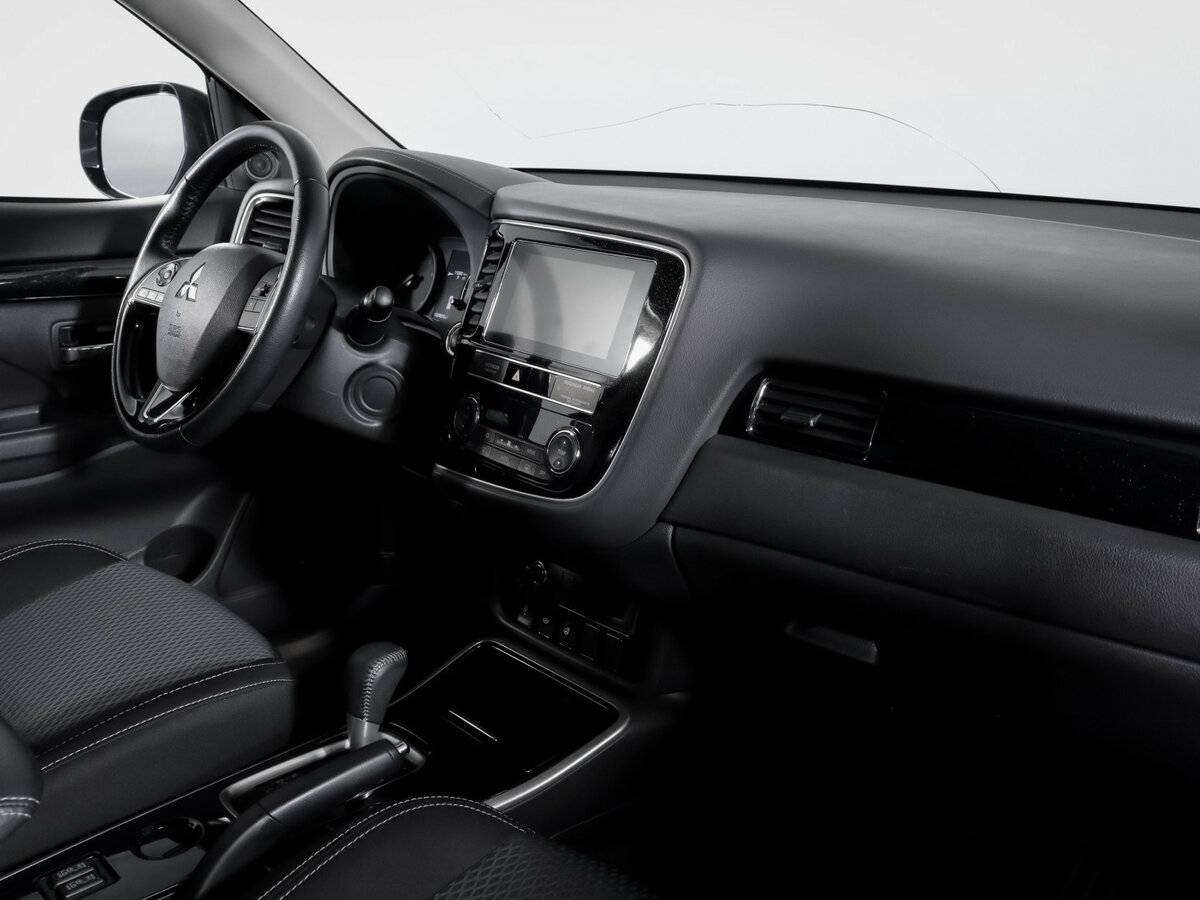 Купить Mitsubishi Outlander III Рестайлинг 3, 2019, 69 500 км, фото №9