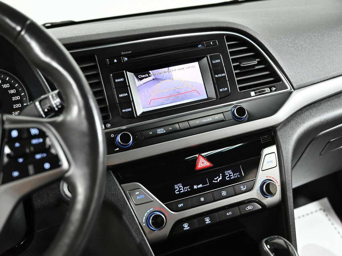 Купить Hyundai Elantra, 2018, 96 000 км, фото №6