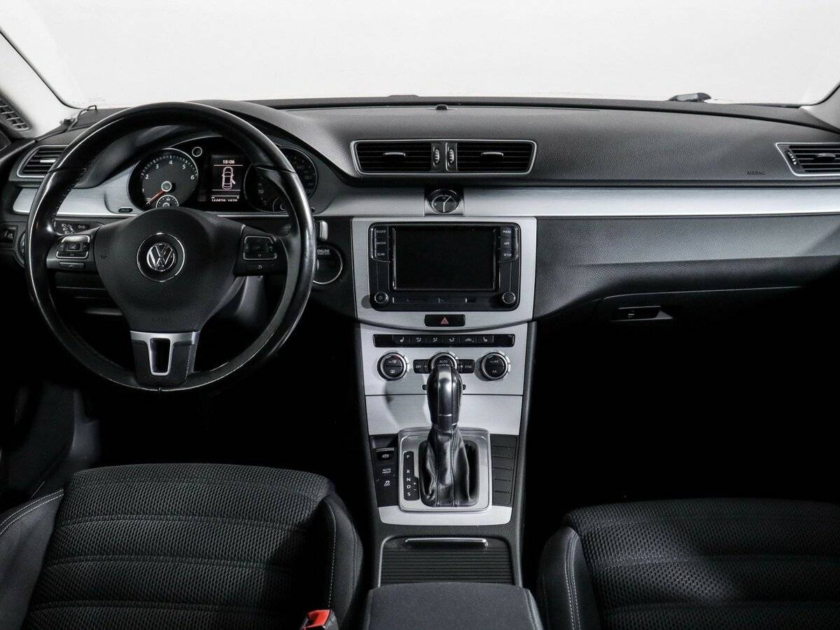 Купить Volkswagen Passat CC I Рестайлинг, 2013, 160 878 км, фото №10
