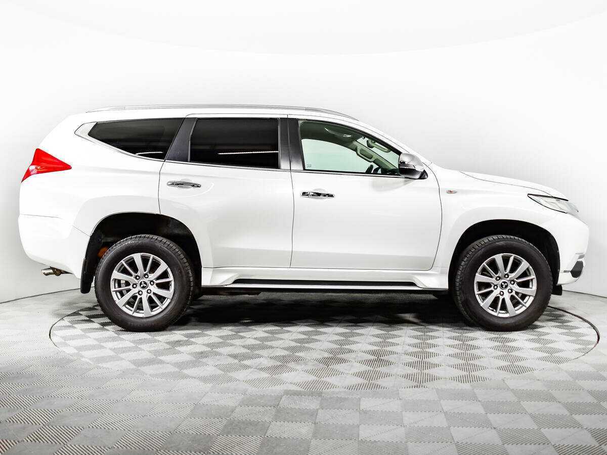 Купить Mitsubishi Pajero Sport, 2017, 127 467 км, фото №4