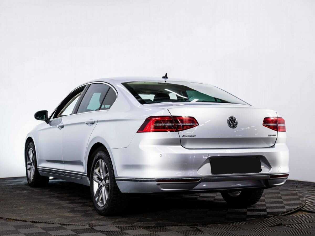 Купить Volkswagen Passat DSG6, 2017, 161 362 км, фото №4