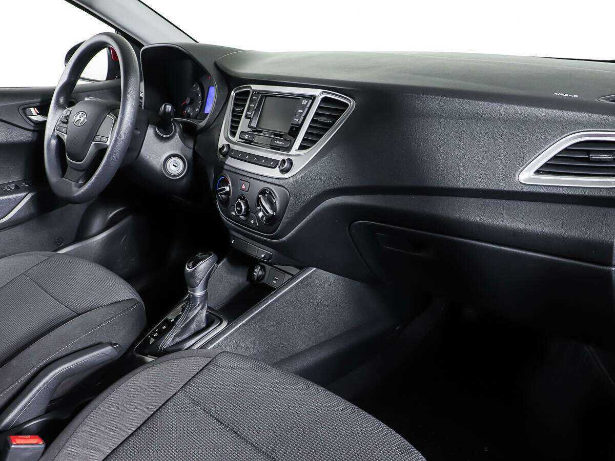 Купить Hyundai Solaris, 2020, 26 540 км, фото №9
