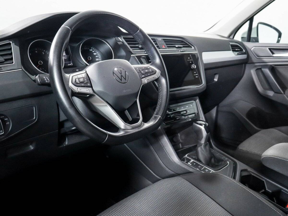 Купить Volkswagen Tiguan, 2021, 82 216 км, фото №11