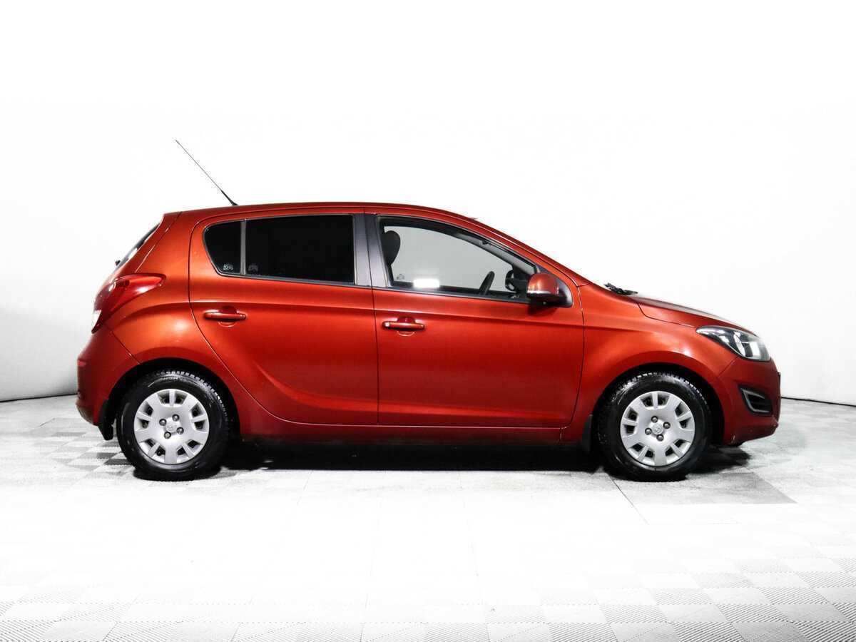 Купить Hyundai i20, 2012, 160 136 км, фото №4