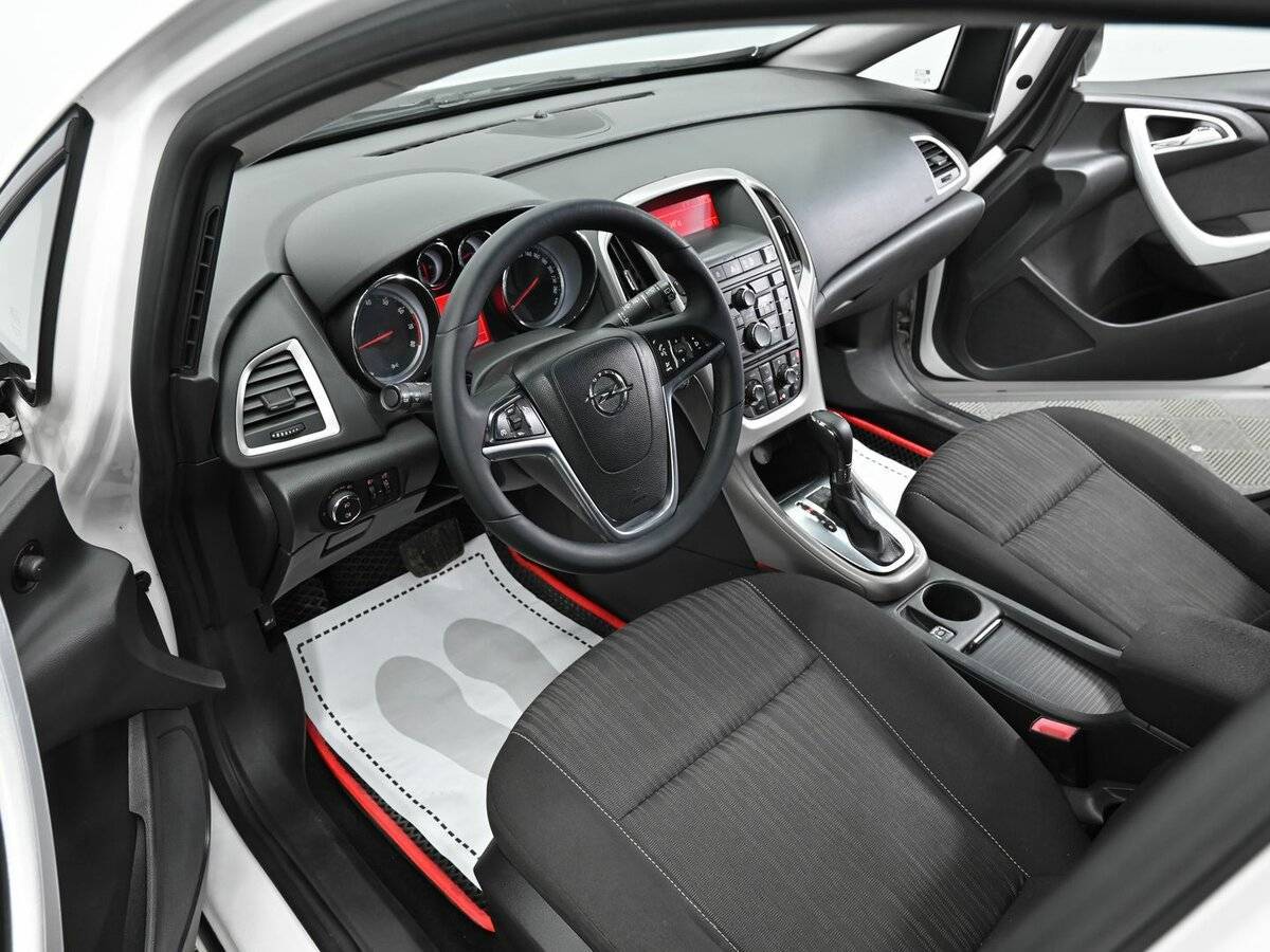Купить Opel Astra, 2012, 162 000 км, фото №8