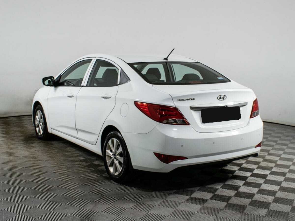 Купить Hyundai Solaris, 2016, 76 800 км, фото №7