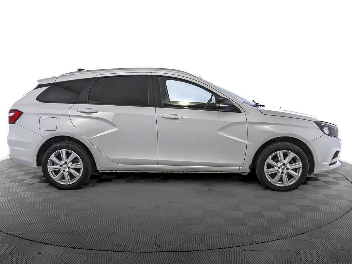 Купить Lada (ВАЗ) Vesta SW, 2021, 131 746 км, фото №4