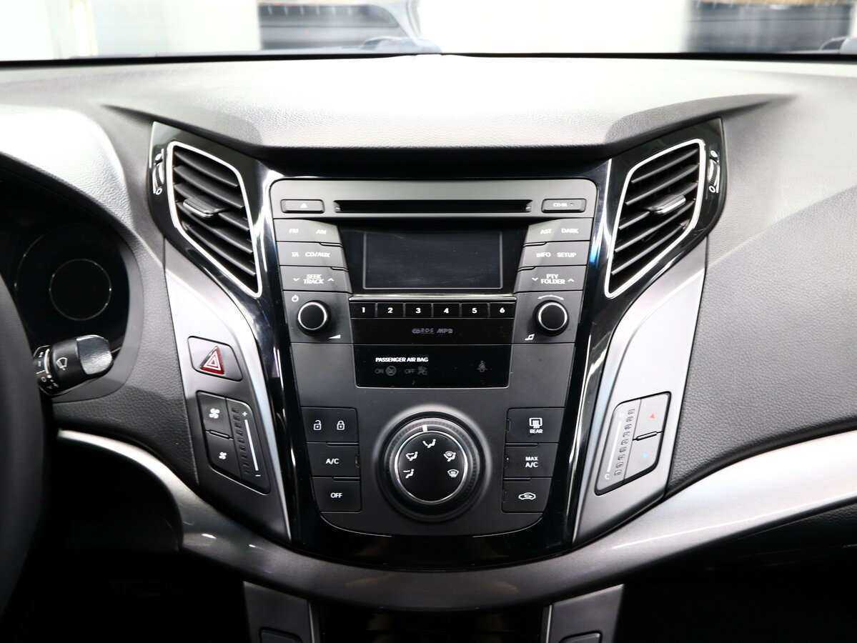 Купить Hyundai i40, 2014, 111 000 км, фото №19