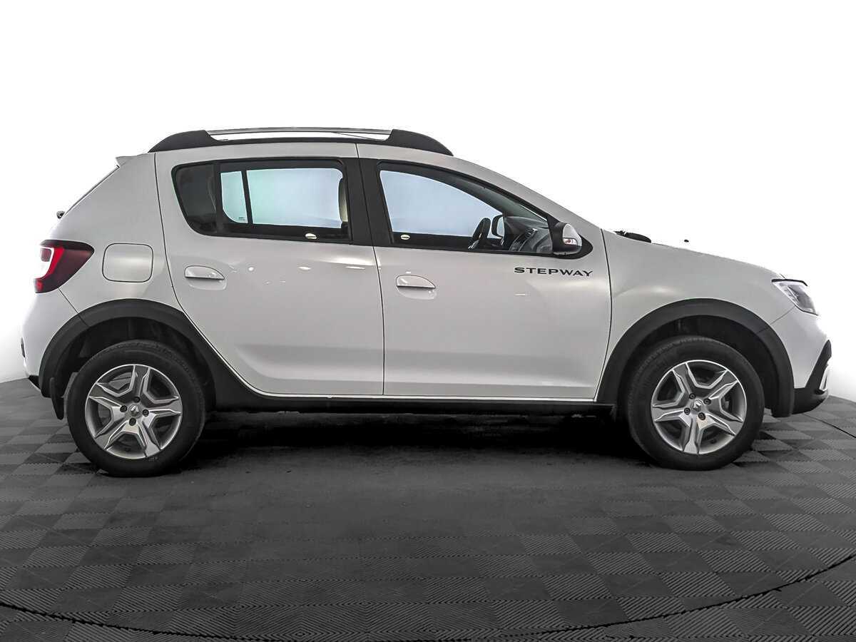 Купить Renault Sandero Stepway, 2022, 28 125 км, фото №4