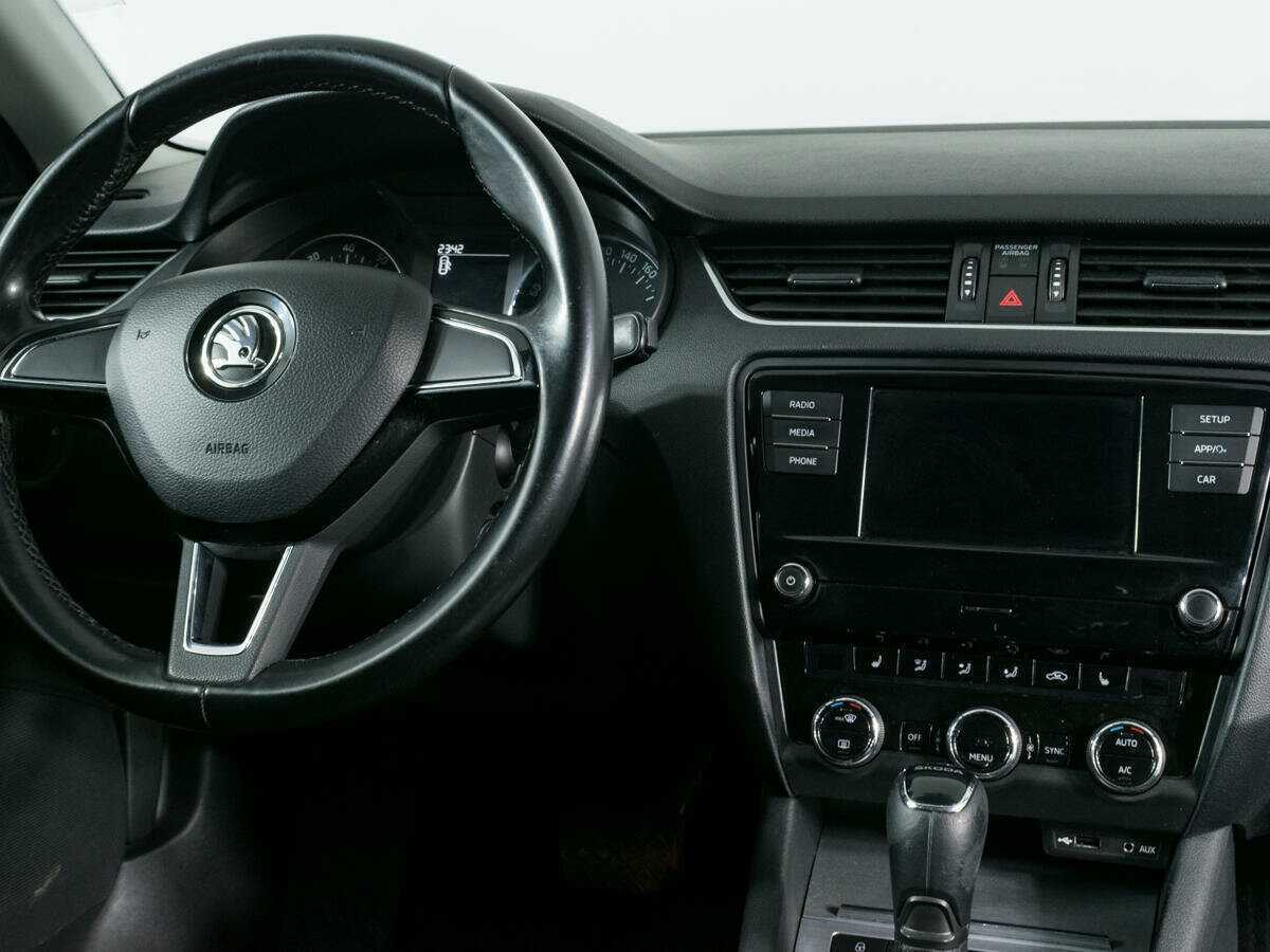 Купить Skoda Octavia, 2017, 89 000 км, фото №8