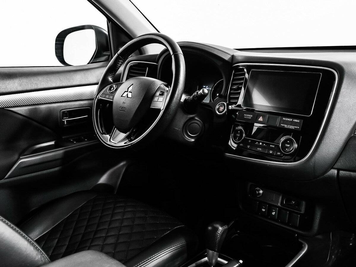 Купить Mitsubishi Outlander, 2018, 166 948 км, фото №9