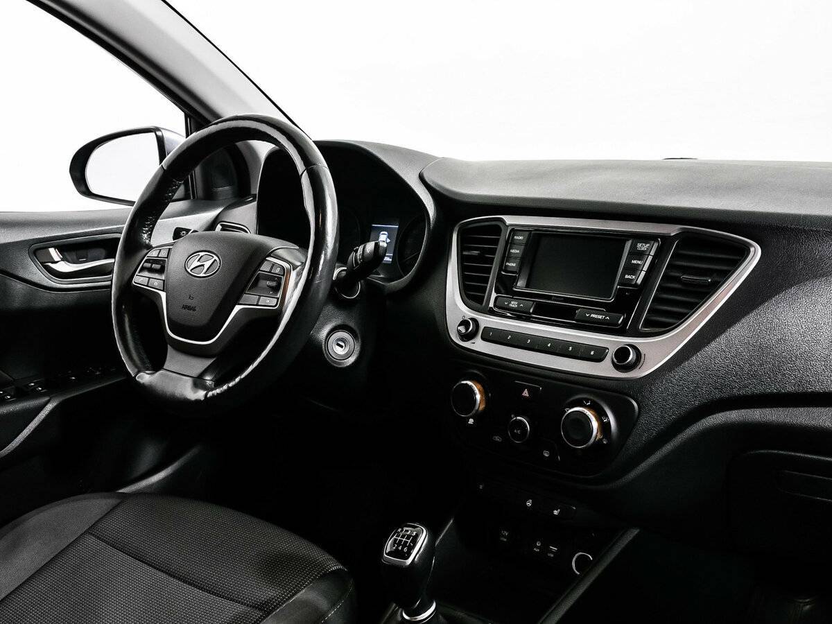 Купить Hyundai Solaris, 2018, 85 000 км, фото №9