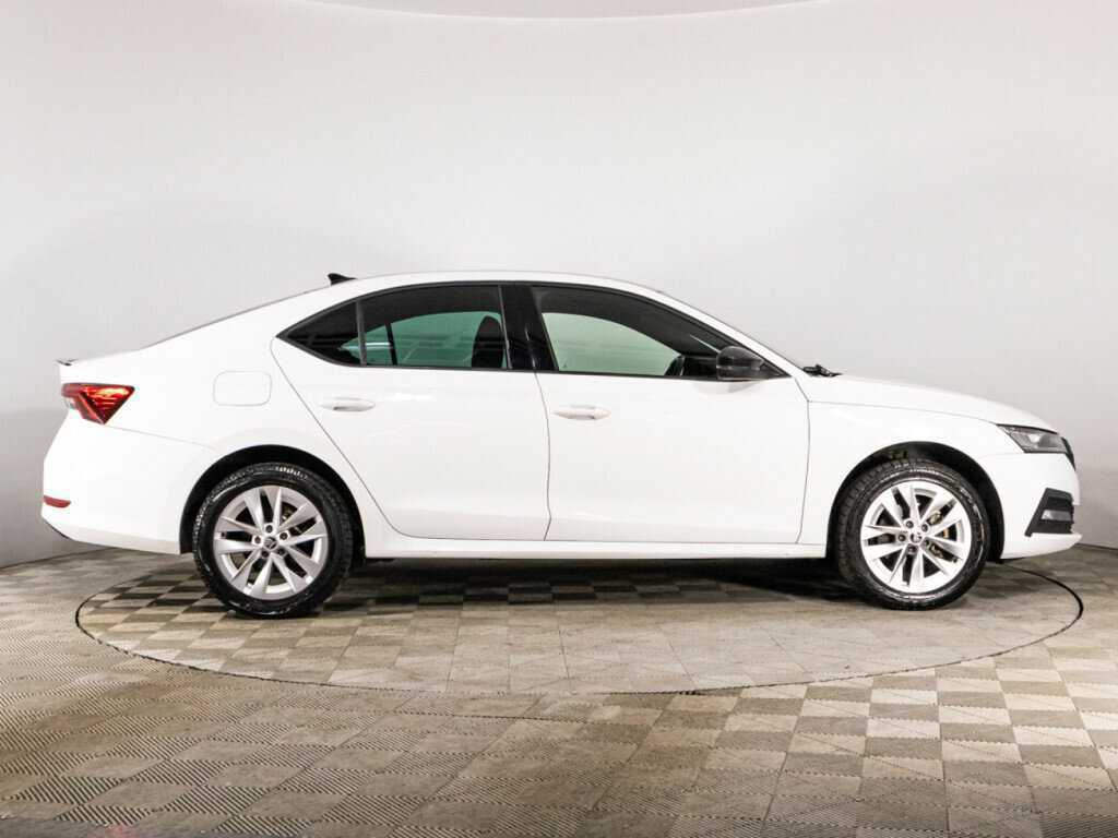 Купить Skoda Octavia, 2021, 138 000 км, фото №4