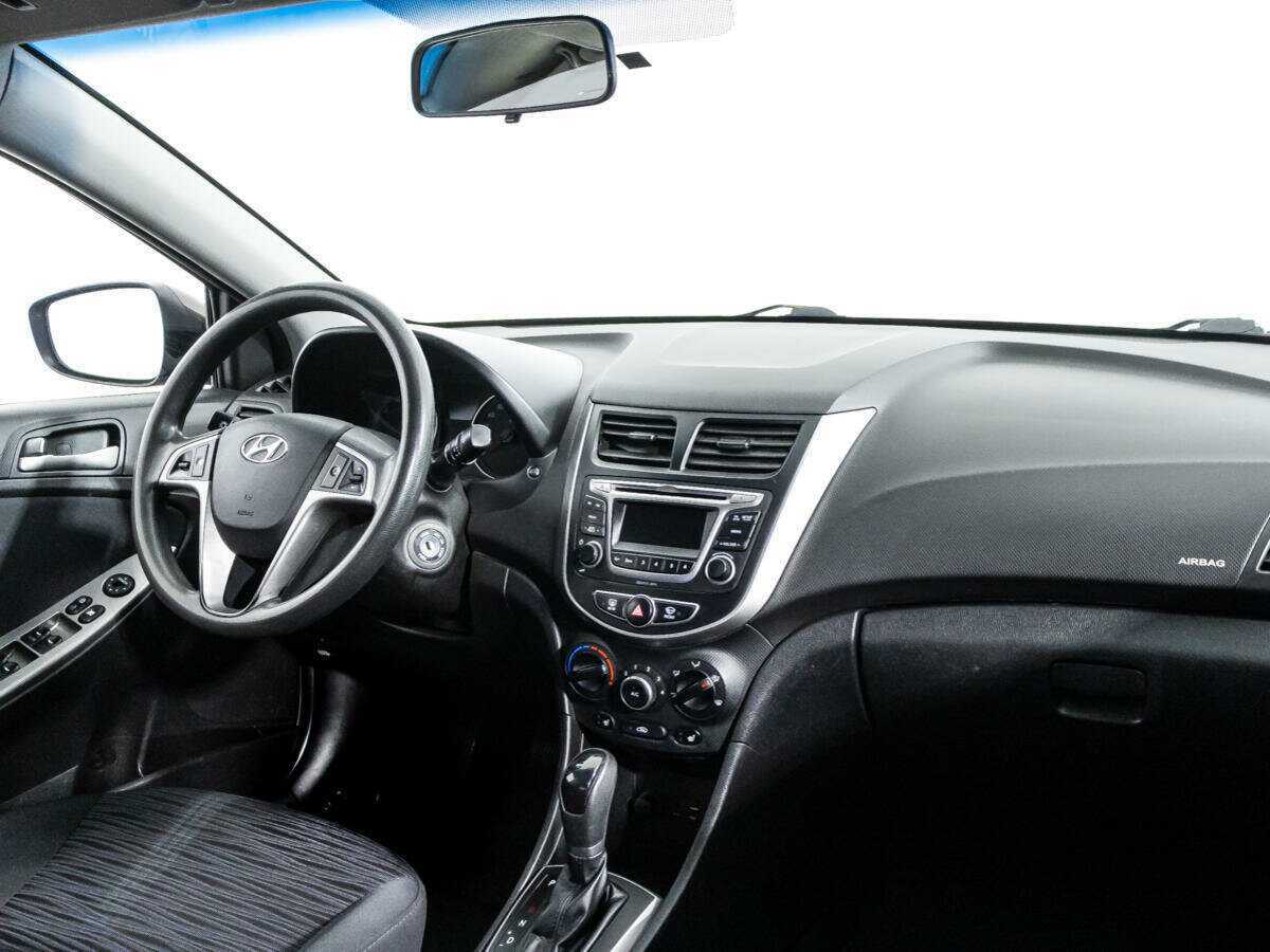 Купить Hyundai Solaris, 2015, 197 117 км, фото №9