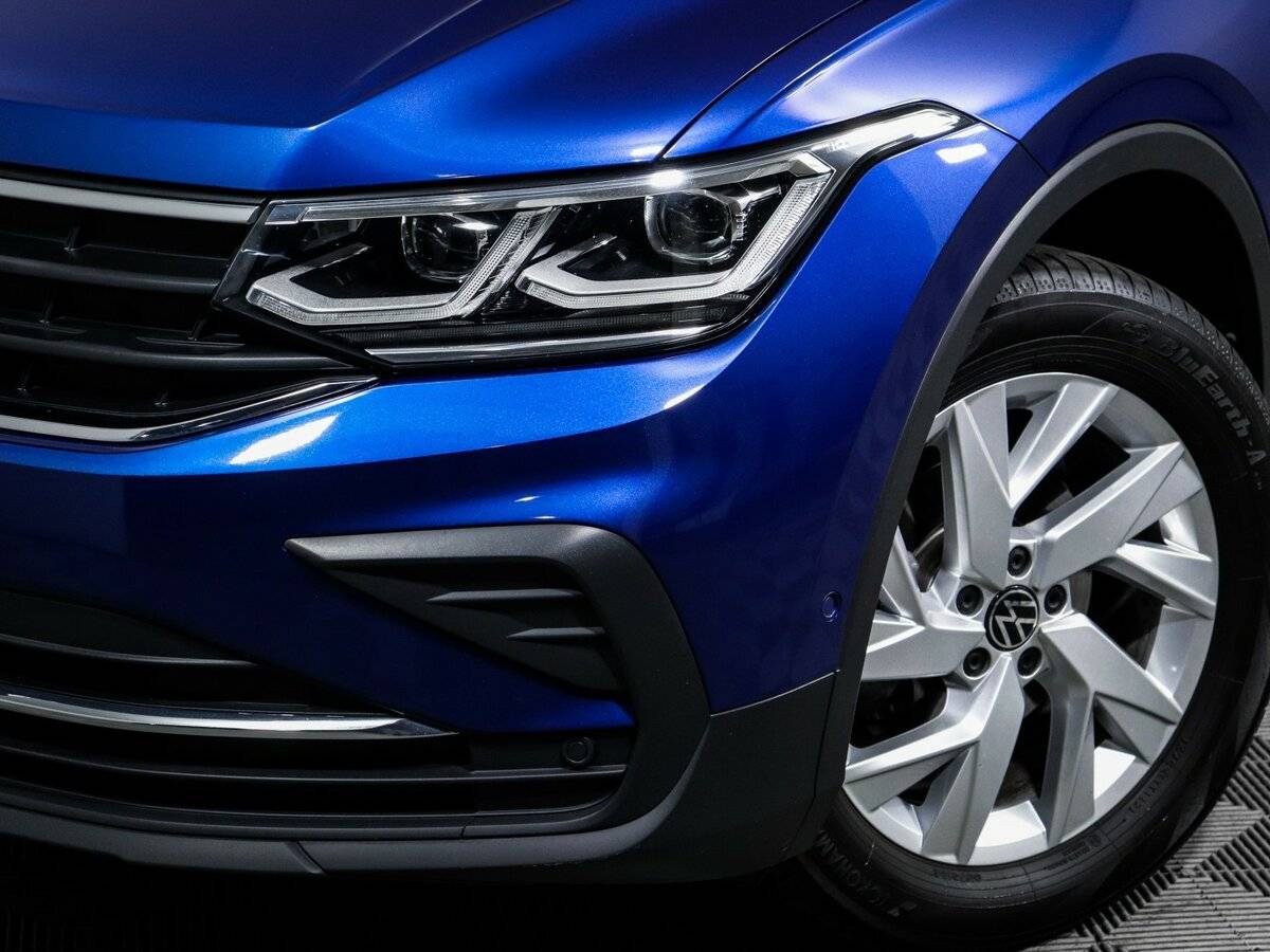 Купить Volkswagen Tiguan II Рестайлинг, 2021, 54 100 км, фото №13