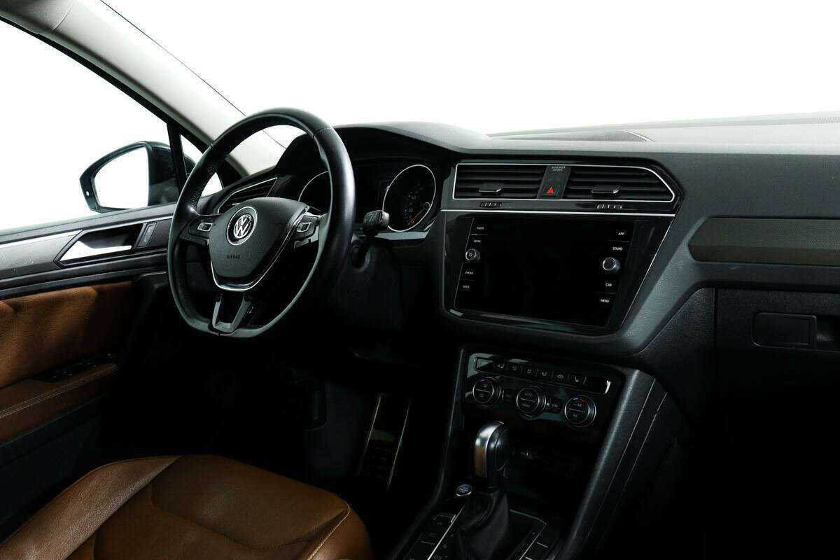 Купить Volkswagen Tiguan, 2020, 41 996 км, фото №9