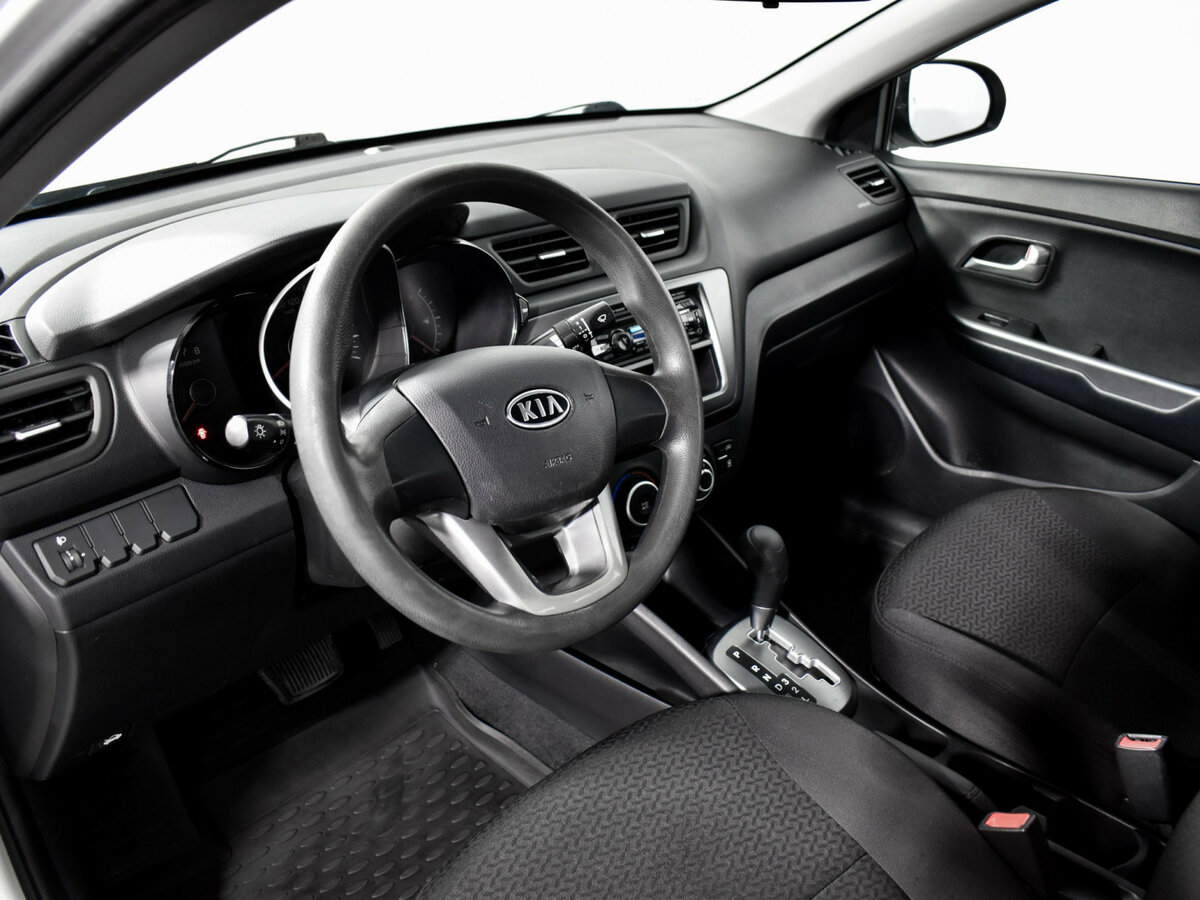 Купить Kia Rio III, 2012, 165 601 км, фото №9