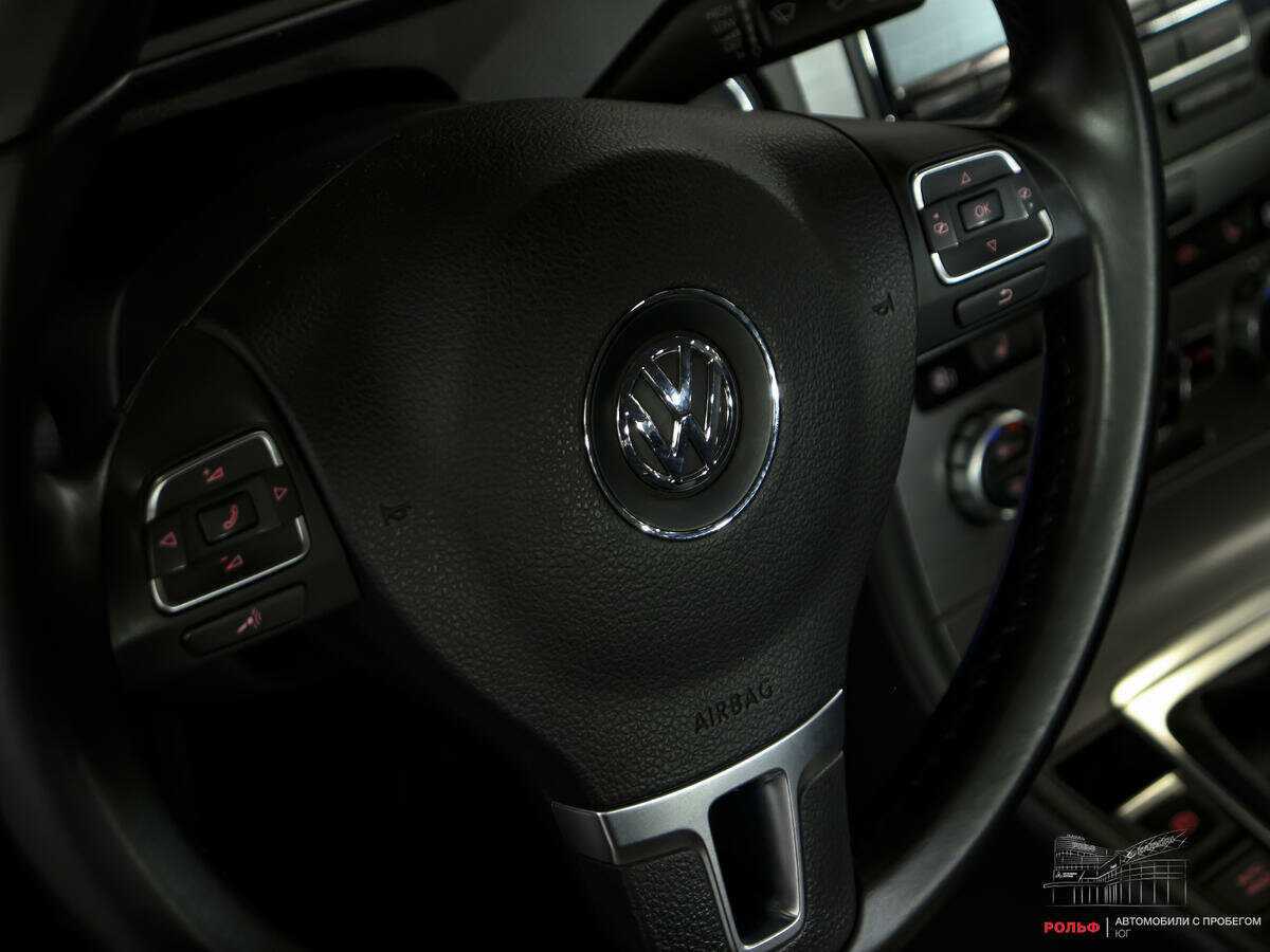 Купить Volkswagen Passat, 2012, 162 581 км, фото №11