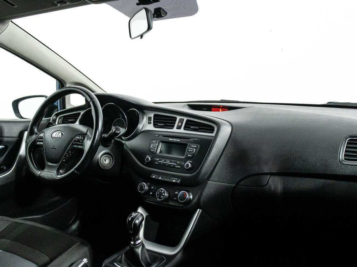 Купить Kia Ceed, 2013, 202 302 км, фото №9