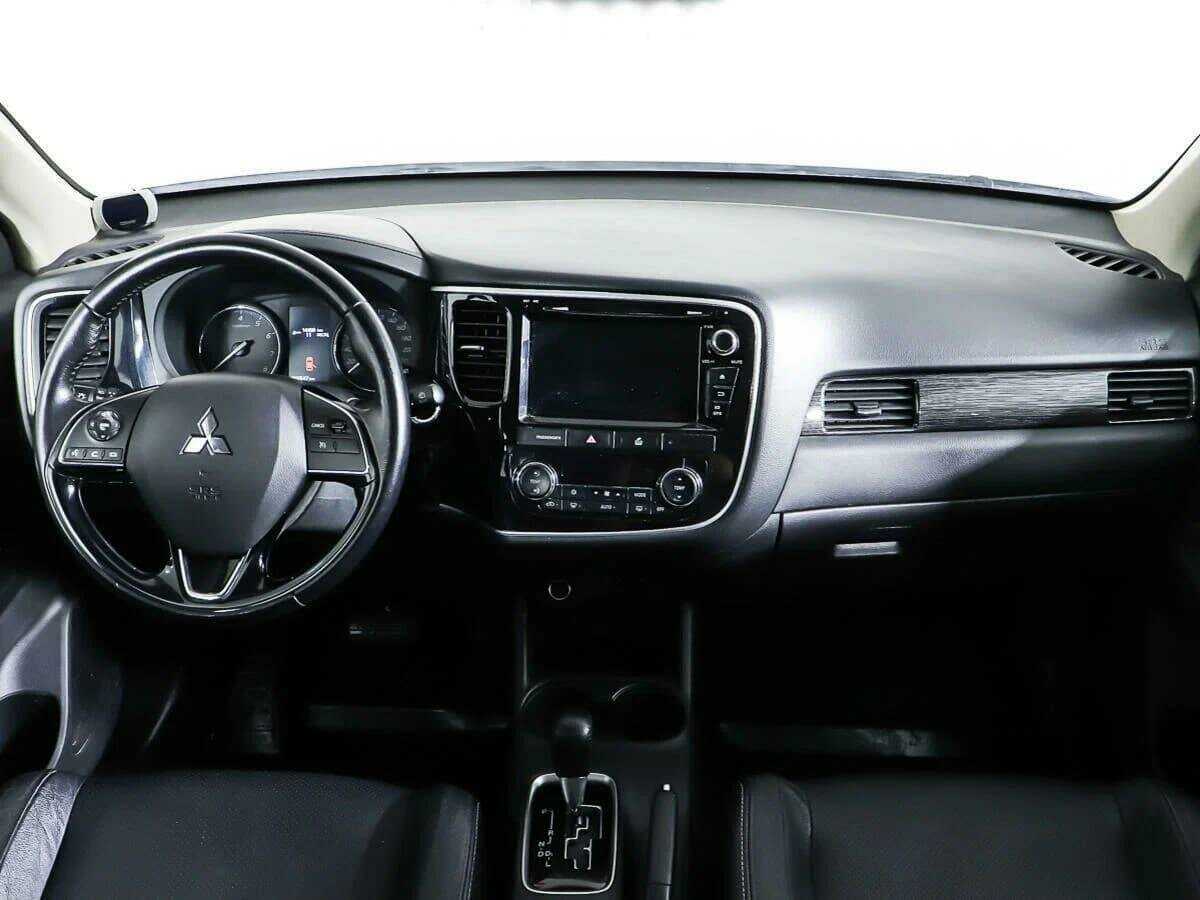 Купить Mitsubishi Outlander, 2016, 60 538 км, фото №11