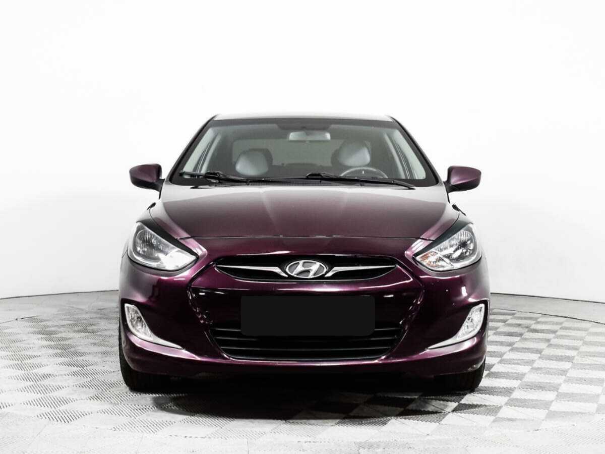 Купить Hyundai Solaris, 2013, 197 267 км, фото №2