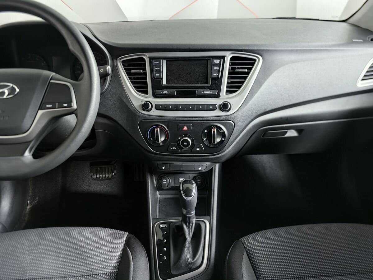 Купить Hyundai Solaris, 2019, 121 640 км, фото №11