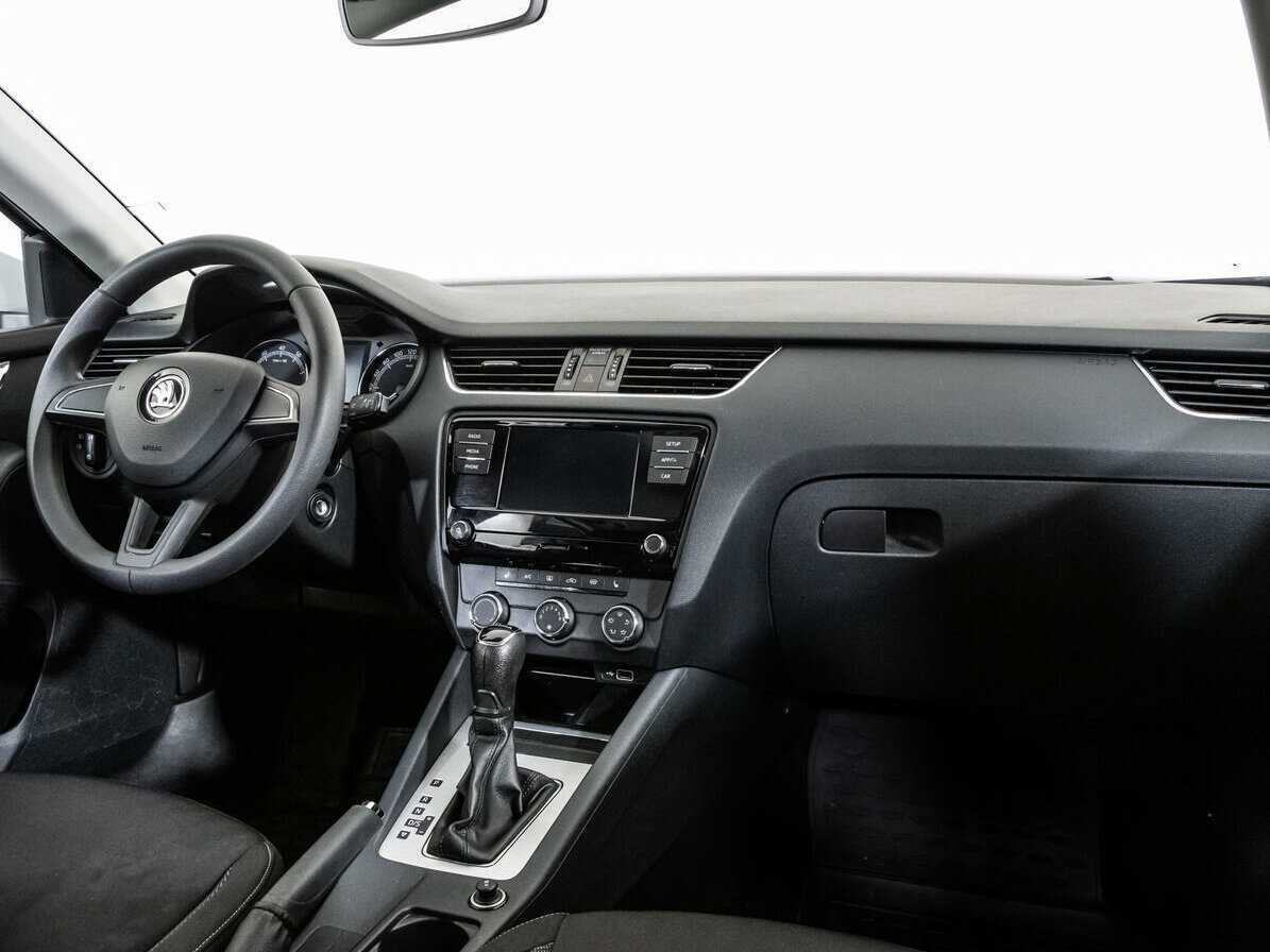 Купить Skoda Octavia, 2018, 74 860 км, фото №9