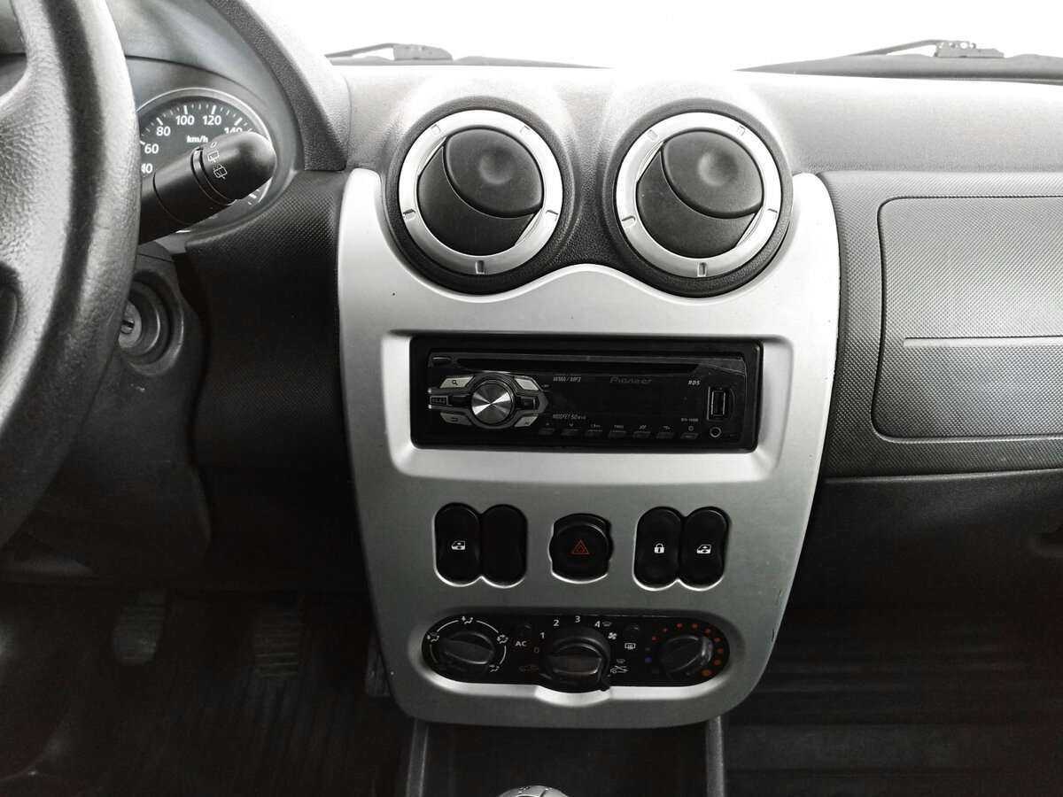 Купить Renault Sandero Stepway, 2012, 203 269 км, фото №13