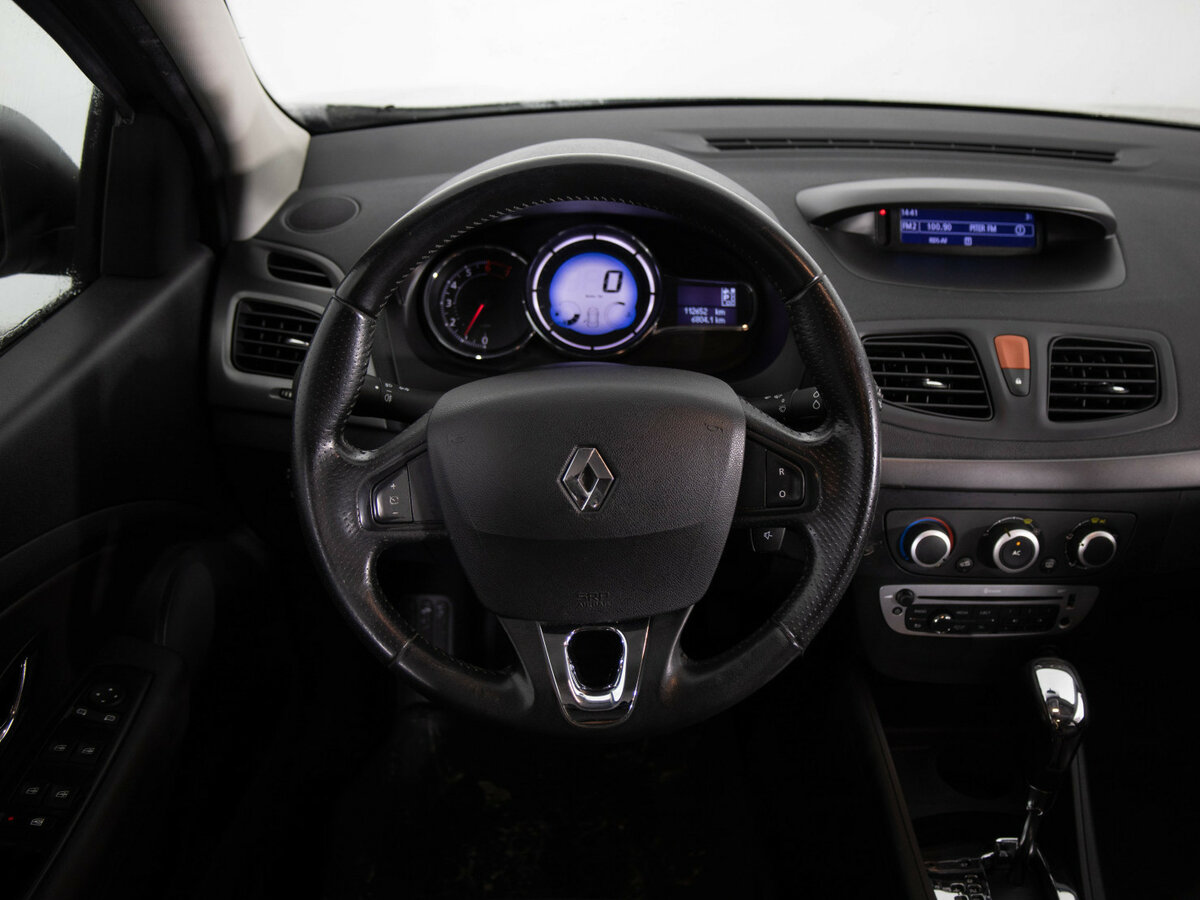 Купить Renault Fluence I Рестайлинг, 2014, 112 650 км, фото №8