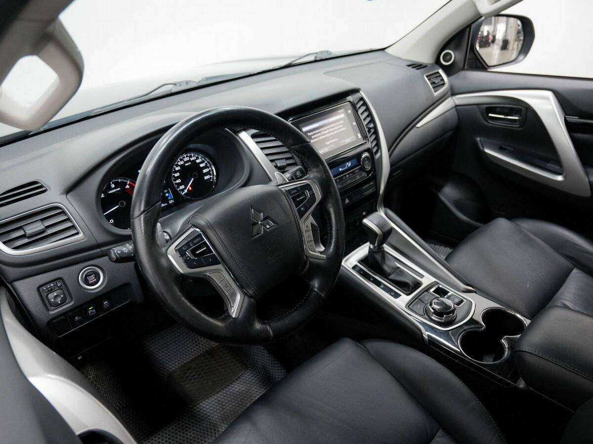 Купить Mitsubishi Pajero Sport, 2018, 128 000 км, фото №10