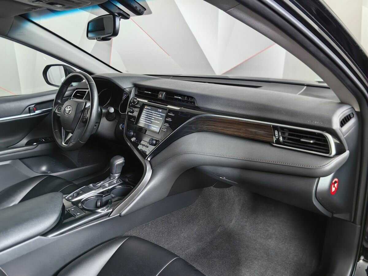 Купить Toyota Camry, 2019, 82 197 км, фото №9