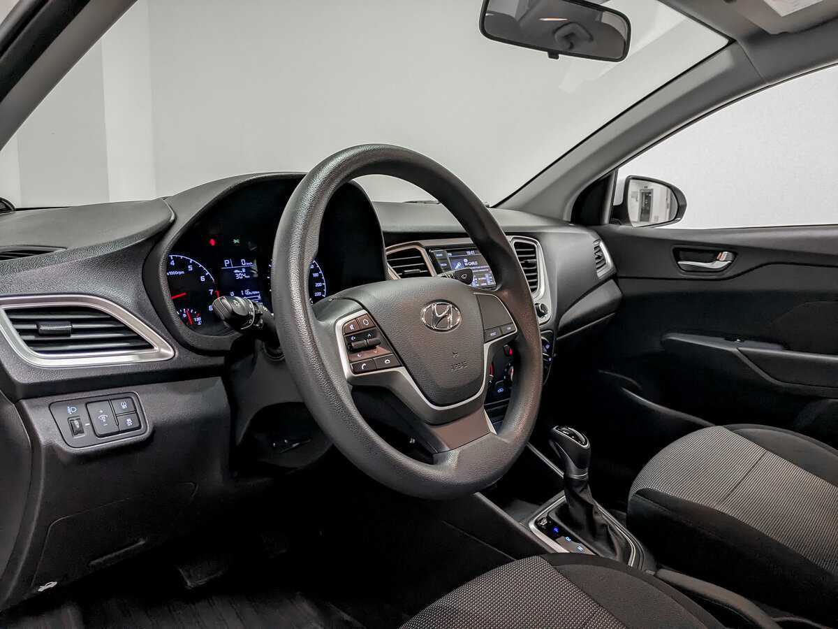 Купить Hyundai Solaris, 2021, 38 055 км, фото №17