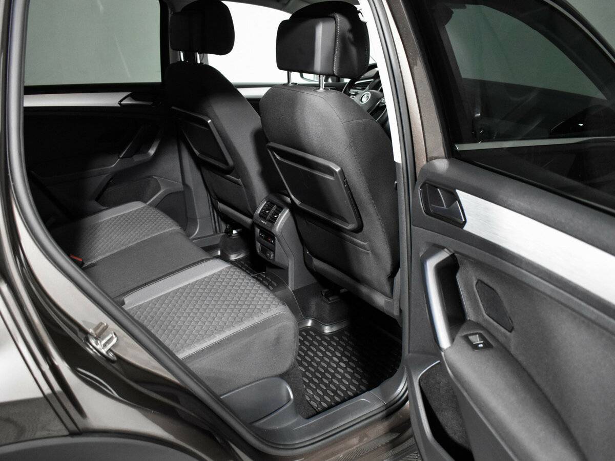 Купить Volkswagen Tiguan II, 2018, 78 600 км, фото №12