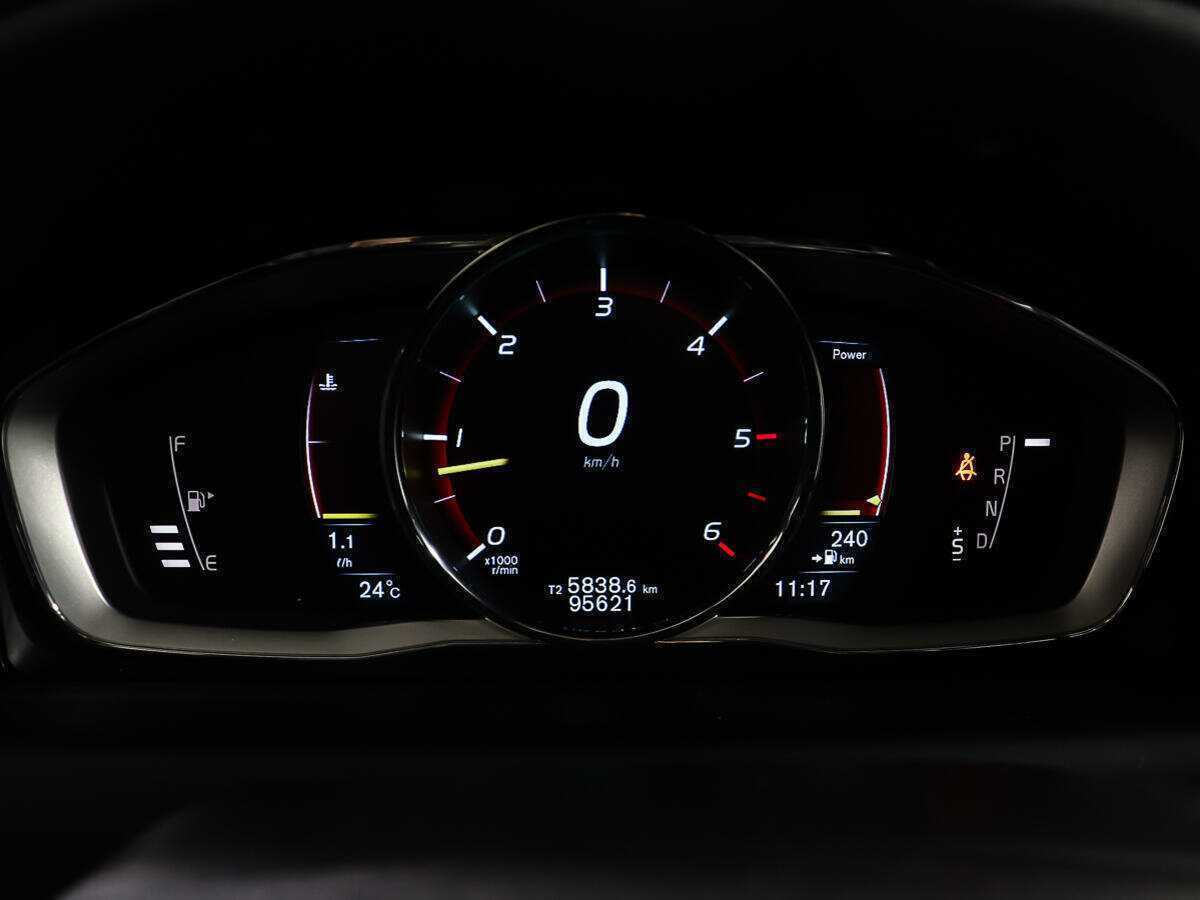 Купить Volvo XC60, 2015, 95 593 км, фото №14
