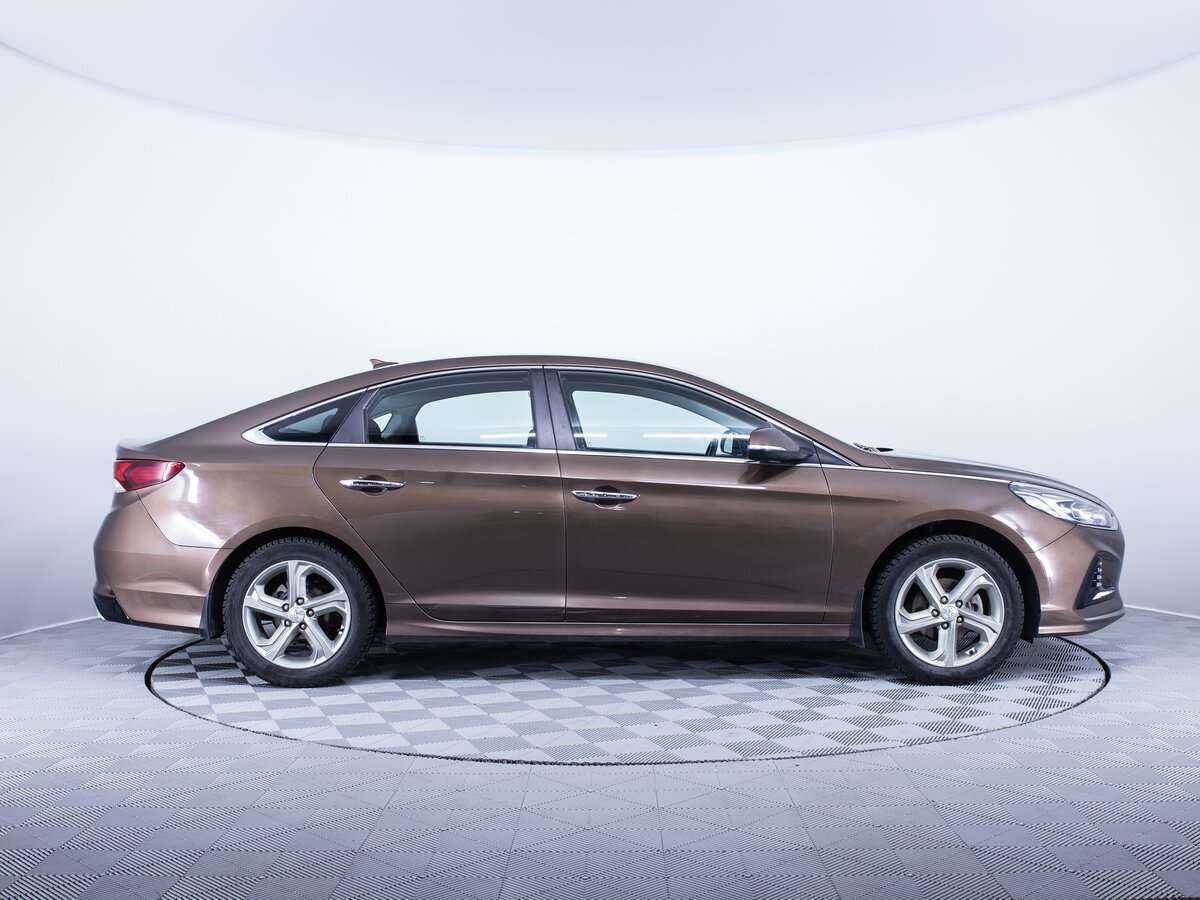 Купить Hyundai Sonata, 2018, 117 784 км, фото №4