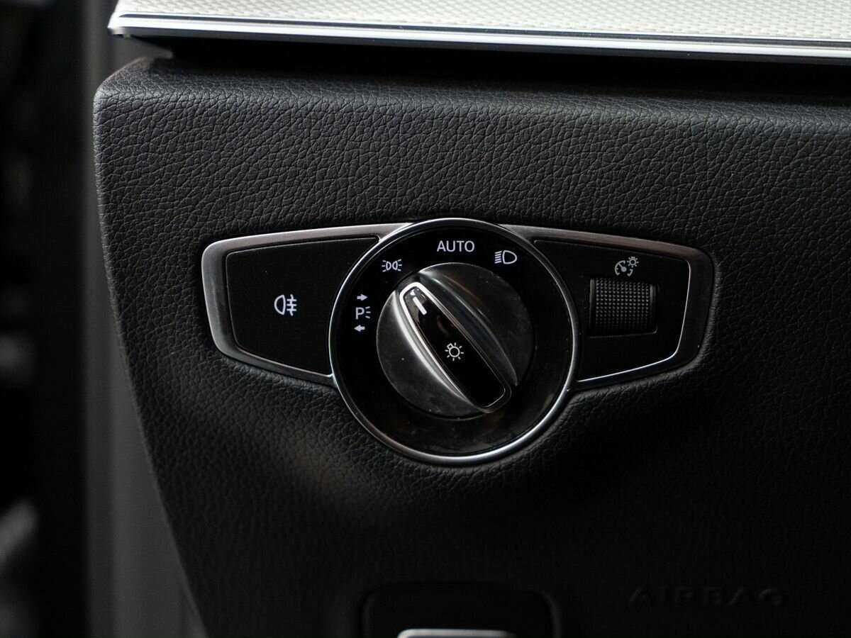 Купить Mercedes-Benz E-Класс 200, 2017, 250 000 км, фото №19