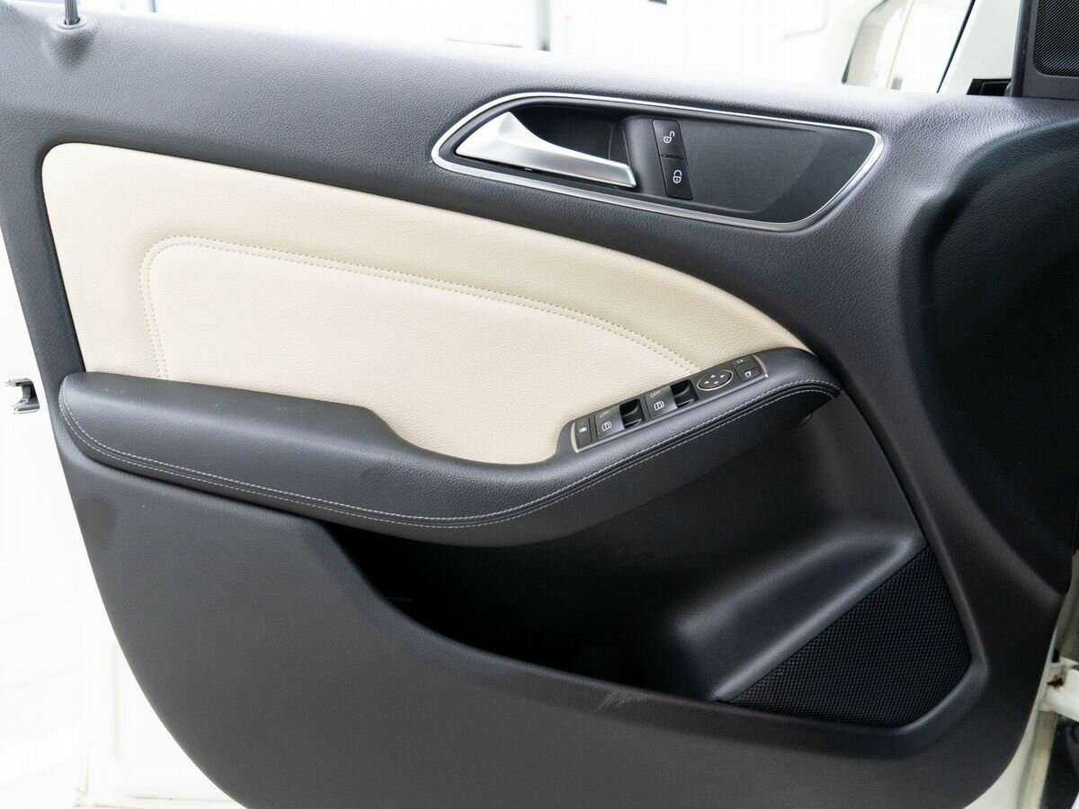 Купить Mercedes-Benz B-Класс 180, 2013, 105 300 км, фото №14