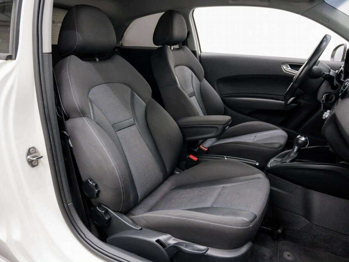 Купить Audi A1, 2012, 174 000 км, фото №6