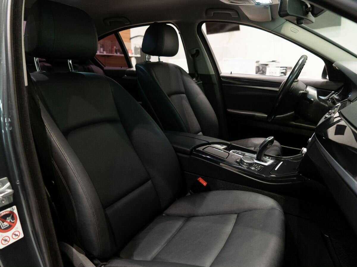 Купить BMW 5 серии 520i, 2016, 162 000 км, фото №9