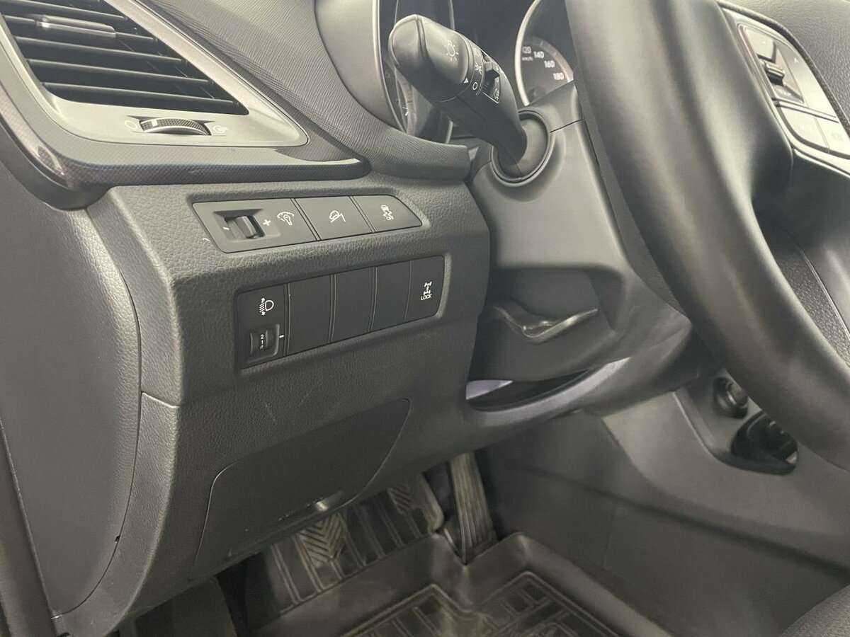 Купить Hyundai Santa Fe, 2015, 104 228 км, фото №9