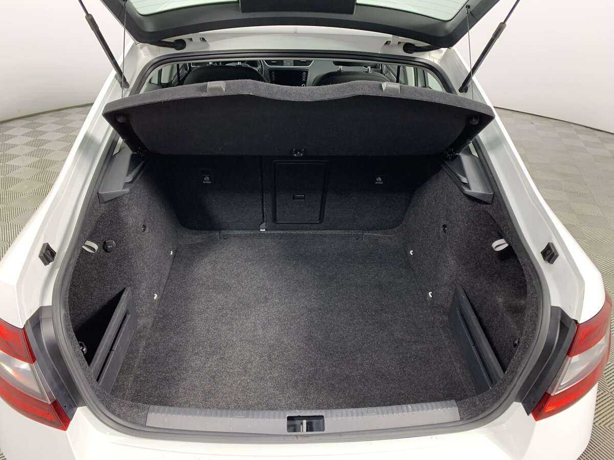 Купить Skoda Octavia, 2018, 128 642 км, фото №9