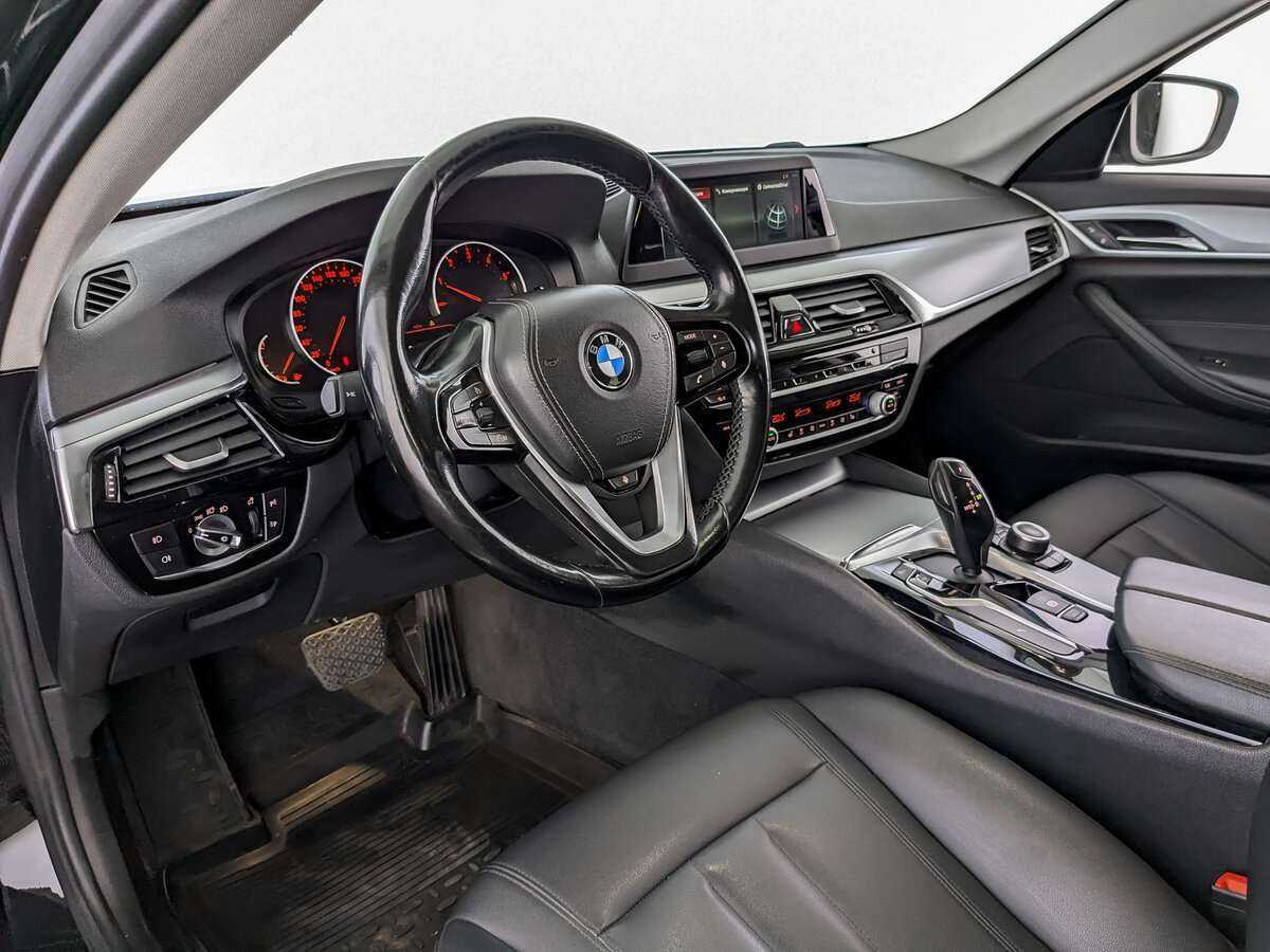 Купить BMW 5 серии 520i, 2018, 187 995 км, фото №14
