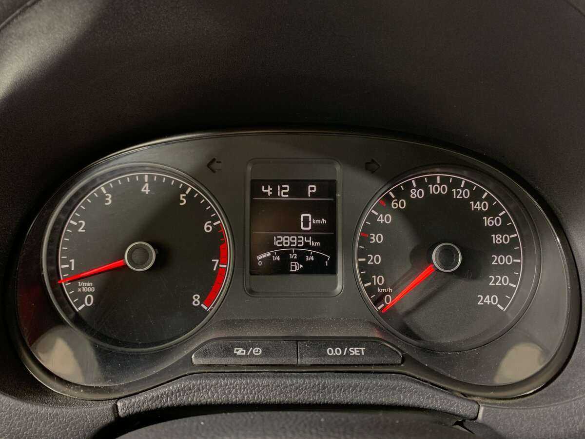 Купить Volkswagen Polo, 2015, 128 934 км, фото №12