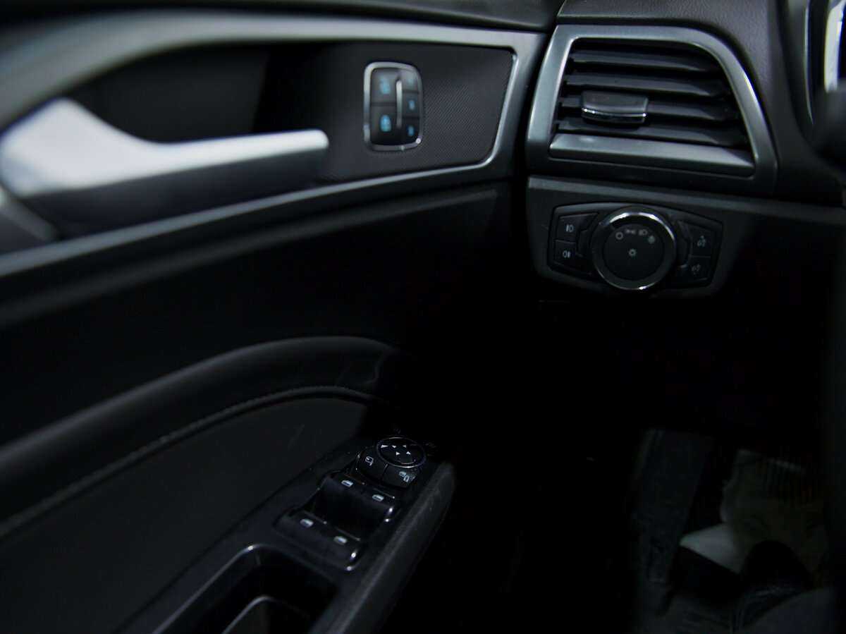Купить Ford Mondeo, 2016, 180 624 км, фото №8
