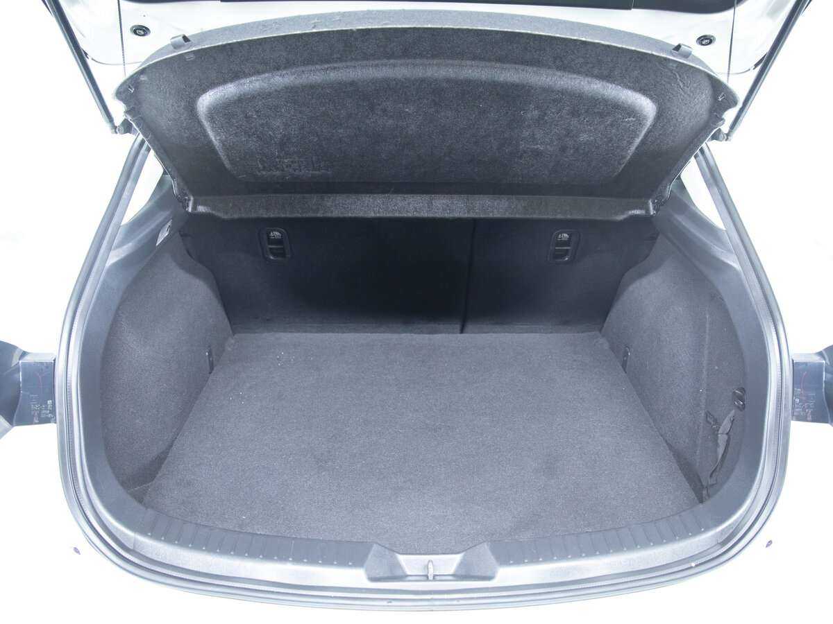 Купить Mazda 3, 2014, 69 689 км, фото №9