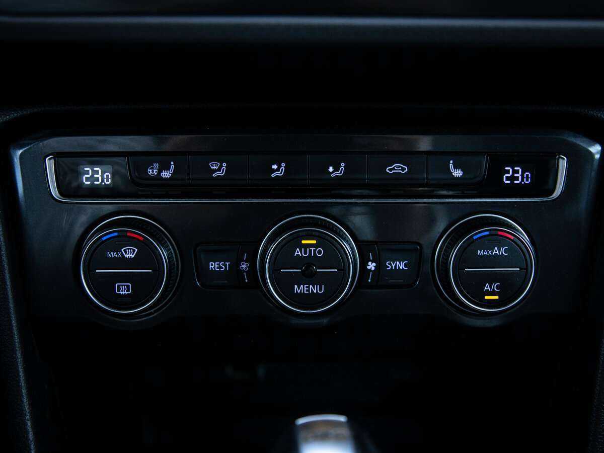 Купить Volkswagen Tiguan, 2018, 114 132 км, фото №16