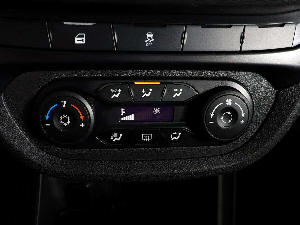 Купить Lada (ВАЗ) Vesta, 2021, 27 400 км, фото №16